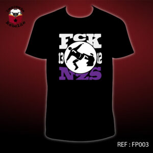 Camiseta Fuck Nazis